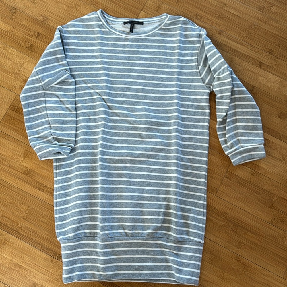 BCBG Max Azria sweatshirt or mini dress. Women’s 6.